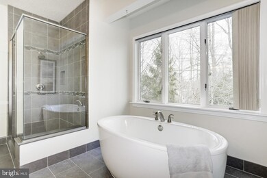 901 Trumpington Ln, Arnold, MD 21012 - photo 7