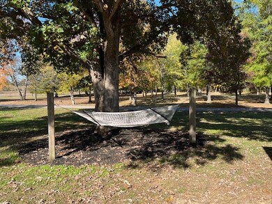 2621 Canady St, Nunnelly, TN 37137 - photo 5