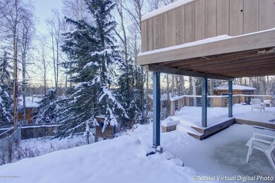 4980 Nottingham Way, Anchorage, AK 99503 - photo 4