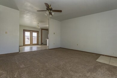 514 Plainview Dr, Alamogordo, NM 88310 - photo 4