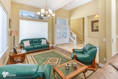 Main Living Area-9616-FULL