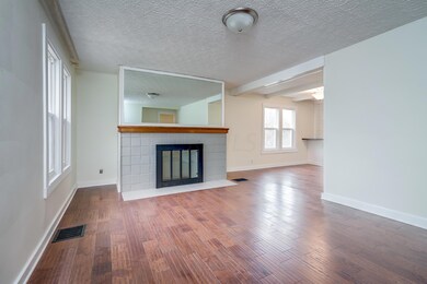 944 Wetmore Road-5