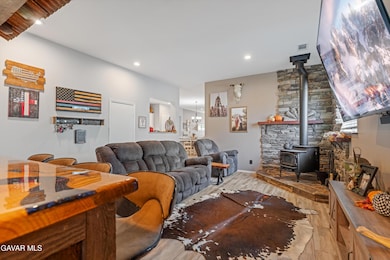 1413 Wild Olive Rd, Tehachapi, CA 93561 - photo 5