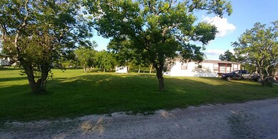 5015 Harbin Rd, Alvin, TX 77511 - photo 2