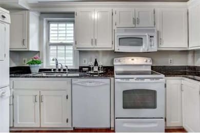 9 Kosciusko St unit 2, Salem, MA 01970 - photo 4