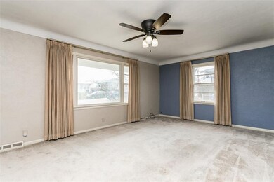 3510 Dennis Dr NW, Cedar Rapids, IA 52405 - photo 5