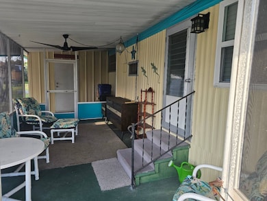 831 Mandarin St, Lakeland, FL 33803 - photo 4