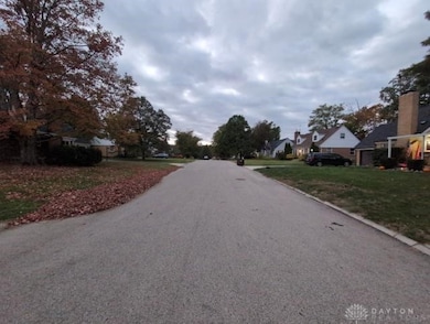 332 N Bromfield Rd, Dayton, OH 45429 - photo 5