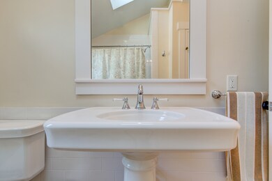 33 June Ave, Oak Bluffs, MA 02557 - photo 7