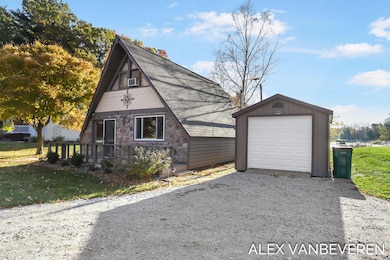 3-web-or-mls-1864-n-24th-ave
