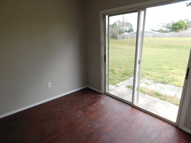 120 La Playa Ln, Sebastian, FL 32958 - photo 4