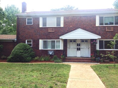 20A Juniper Ln, Eatontown, NJ 07724 - photo 2