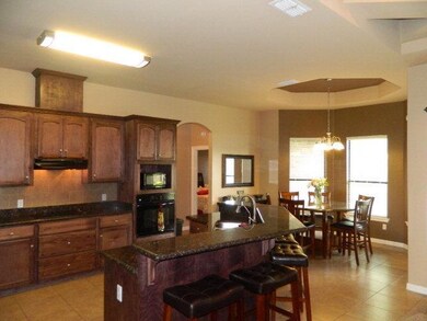 1417 Bianca St, Edinburg, TX 78539 - photo 4