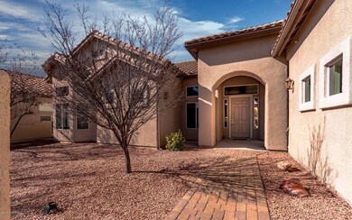 1 FRONT YARD ENTRY_5480