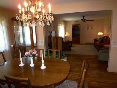 Dining Room Opposite view
