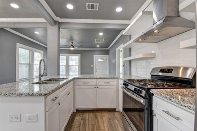 1118 King St unit A, Houston, TX 77022 - photo 7