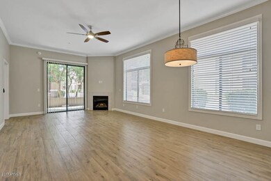 Light Bright & Open Great Room!