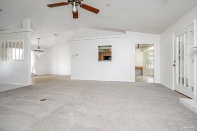 2405 Jewell Lee Ln, Pensacola, FL 32526 - photo 7