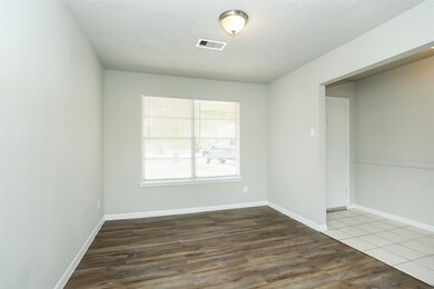 8615 Easter St, Houston, TX 77088 - photo 6
