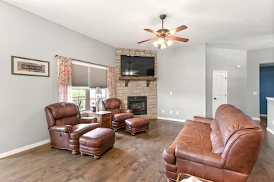RE_1201Highview-6