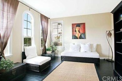 Main Floor Bedroom/Den/Office Features Full Bath A