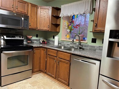 7358 Davis Country Rd, Randleman, NC 27317 - photo 7