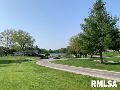 101 James Ln, Jacksonville, IL 62650 - photo 2