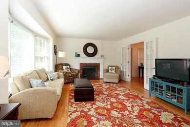 8524 Doter Dr, Alexandria, VA 22308 - photo 4