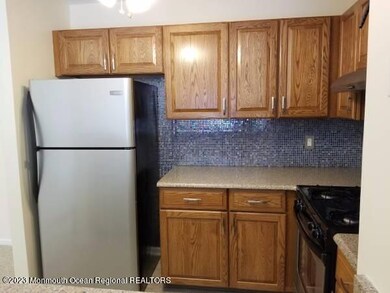 8 Fennec Ct, Tinton Falls, NJ 07753 - photo 6