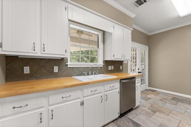 335 W Presidential Cir, Lake Charles, LA 70611 - photo 6