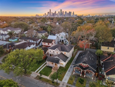 944 Pecore St, Houston, TX 77009 - photo 6