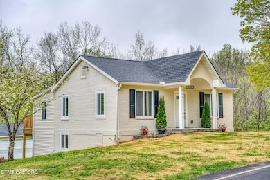 831 W. Ford Valley Rd-0007