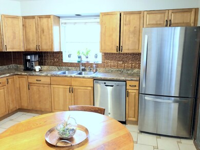 18539 Stedhall Rd, Homewood, IL 60430 - photo 3