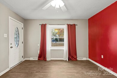 604 Coldstream Cir, Chester, SC 29706 - photo 7