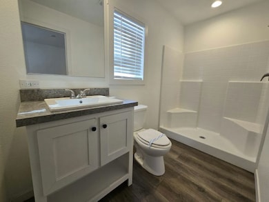 3401 N Walnut Rd unit 304, Las Vegas, NV 89115 - photo 4