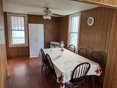 129 N 4th St, Reynoldsville, PA 15851 - photo 7