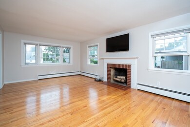 106 Mandalay Rd, Chicopee, MA 01020 - photo 6