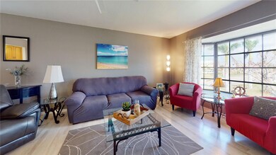 208 Lewis Cir unit 4, Punta Gorda, FL 33950 - photo 4