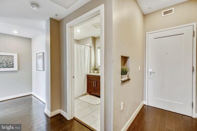 Octave 1320 unit 502, Silver Spring, MD 20910 - photo 2