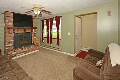 2524 Packard Dr, Lorain, OH 44055 - photo 2