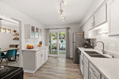 1420 Stonebridge Trail unit 1-3, Wheaton, IL 60189 - photo 6