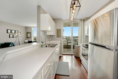 Harborview Towers unit 610, Baltimore, MD 21230 - photo 5