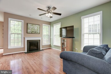 42728 Ogilvie Square, Ashburn, VA 20148 - photo 3