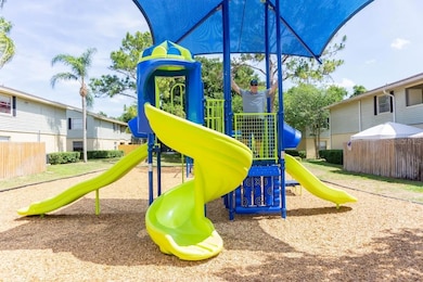 564 Golden Raintree Place, Brandon, FL 33510 - photo 3