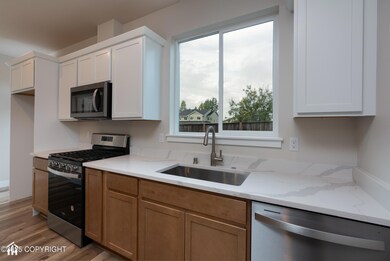 Kitchen w/Quartz Counters