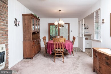 923 Hunt Blvd, Atco, NJ 08004 - photo 5