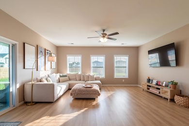 2375 Worshipper Ct, Sumter, SC 29153 - photo 6