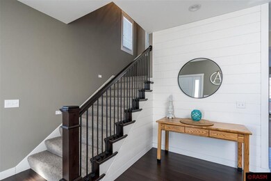 2208 Coventry Place, North Mankato, MN 56003 - photo 2