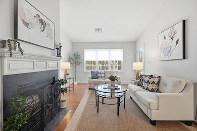 750 Brookside Dr unit G, Andover, MA 01810 - photo 7