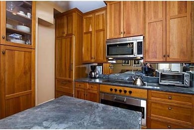 45 Upton St unit 2, Boston, MA 02118 - photo 6